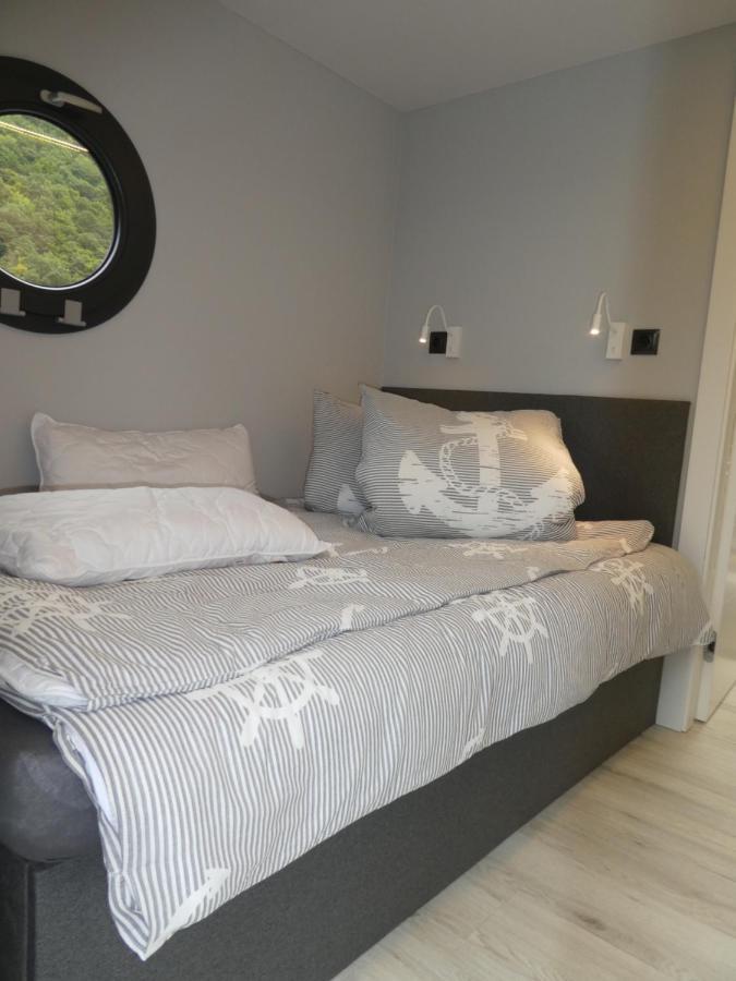 Hotel Hausboot Moselrose In Poelich Polich Zewnętrze zdjęcie